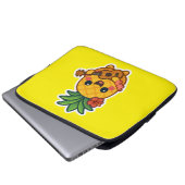 Smiling Kawaii Ananas - tropisch Laptopschutzhülle (Vorne Knopf)