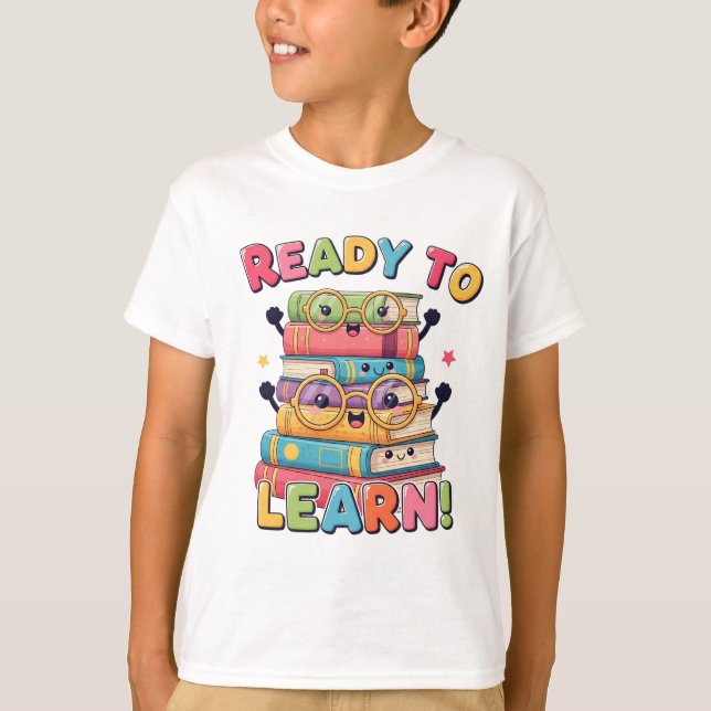 Smiling Kawaii Book Stack – Back to School Fun! T-Shirt (Vorderseite)