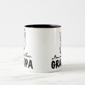 Smiling New Grandpa T-shirts and Gifts Zweifarbige Tasse (Mittel)