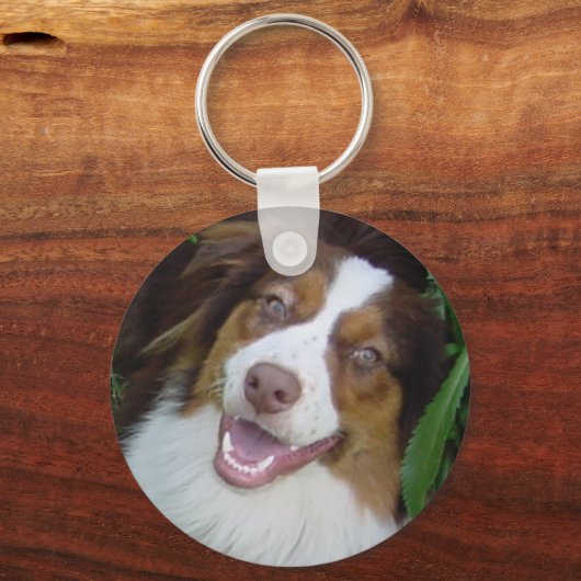 Smiling Red Tri Aussie Schlüsselanhänger (Vorderseite)