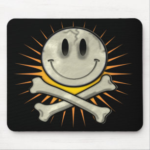 Smily Skull und Crossbones Mousepad