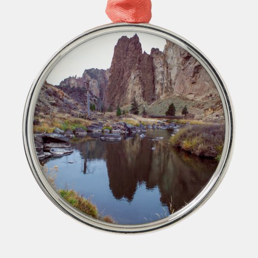 Smith-Felsen-Biegung Oregon Silbernes Ornament (Vorne)