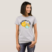 Smizing hinter der Maske T-Shirt (Vorne ganz)