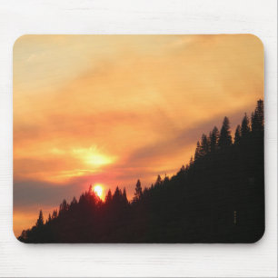 Smokey Sunset über den Bergen... Mousepad