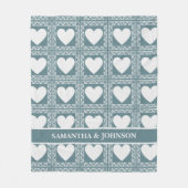 Smoky Teal Geometric Hearts Valentine Gift Fleecedecke (Vorderseite)