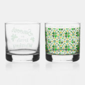 Smooth as Irish Whiskey Shamrocks Gold Personalize Whiskyglas (Rückseite)