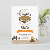 S'more Camping Spaß mit Freunden Geburtstag Einladung (Stehend Vorderseite)