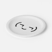 Smug Emoticon (EUR ‿) Japanischer Kaomoji Pappteller (Schrägansicht)