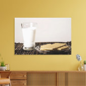 Snacks mit einem Glas Milch Leinwanddruck (Insitu (Wohnzimmer))