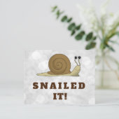 Snail Mail Snack es Niedliche Funny Retro Postkarte (Stehend Vorderseite)