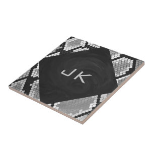 Snakeskin, grau, weiß und schwarz Mit Monogramm Fliese