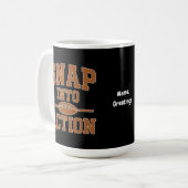 Snap Into Action Retro Football Game Day Design Kaffeetasse (Vorderseite Links)