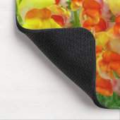 Snapdragons farbenfrohe Blüte Mousepad (Ecke)
