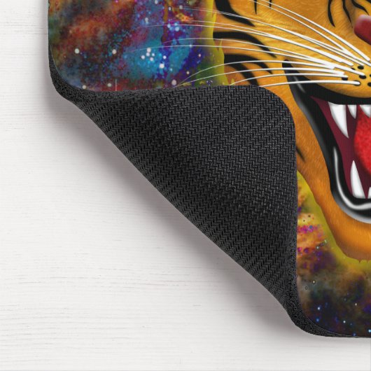 Snarling Tiger Nebula Mousepad (Ecke)