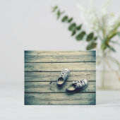 SNEAKER AUF EINEM SCHLAG POSTKARTE (Stehend Vorderseite)