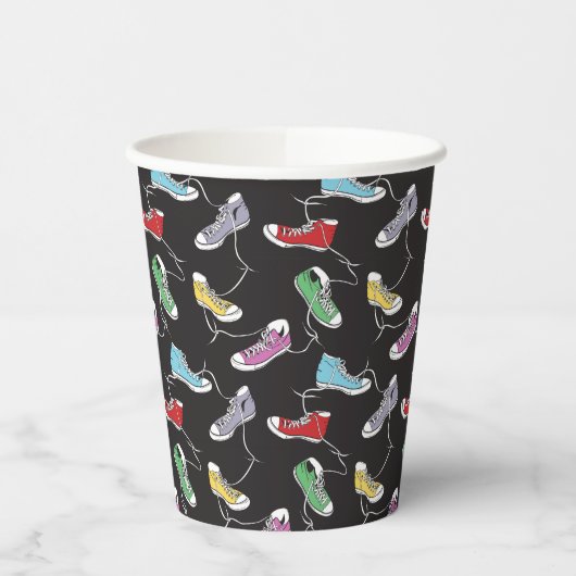Sneakers Pattern Pappbecher (Links)
