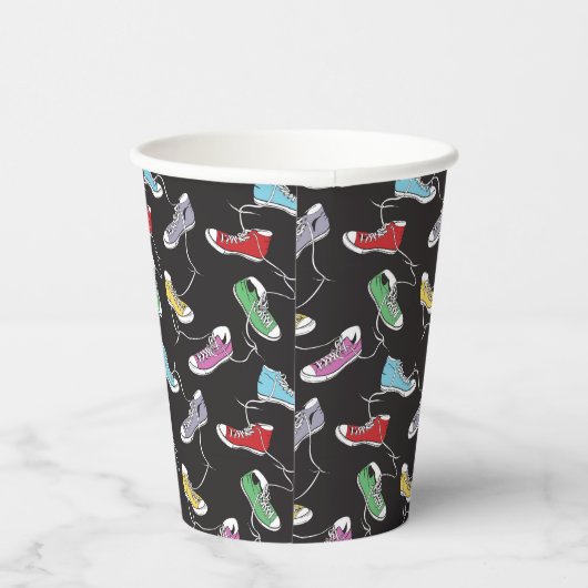Sneakers Pattern Pappbecher (Rechts)