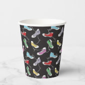 Sneakers Pattern Pappbecher (Vorderseite)