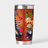 Sneakers und Daisies impressionistisches Orange Ma Thermobecher (Links)