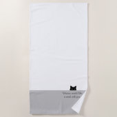 Sneaky Cat möchte ein Wort Strandtuch (Vorderseite)