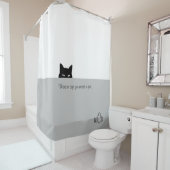 Sneaky Cay denkt, Sie haben einen Spot verpasst Duschvorhang (Beispiel)