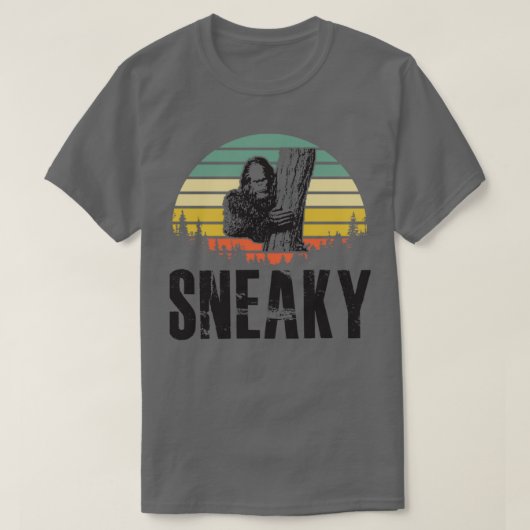 Sneaky Sasquatch Bigfoot Sneaky Bigfoot Attitude V T-Shirt (Design vorne)