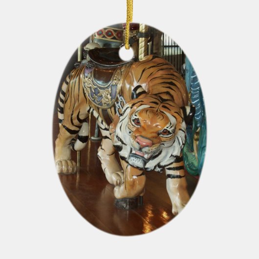 Sneaky Tiger Keramikornament (Vorne)