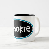 SNOOKIE ZWEIFARBIGE TASSE (VorderseiteRechts)