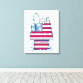 Snoopy am 4. Juli Dog House Leinwanddruck (Insitu (Holzboden))