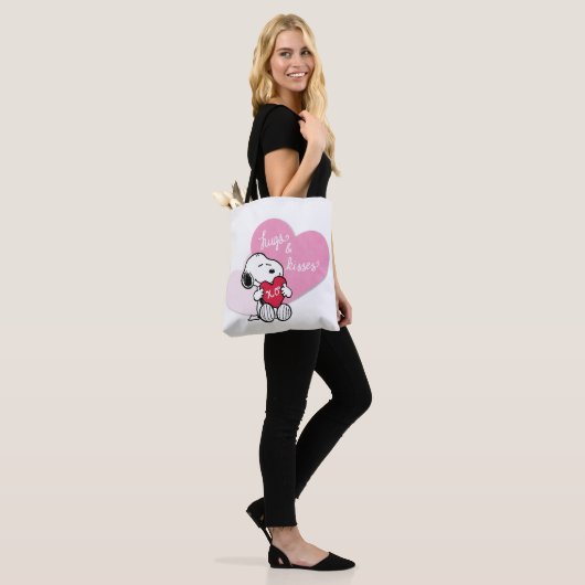 Snoopy Hugs & Kisses Tasche (Am Model)