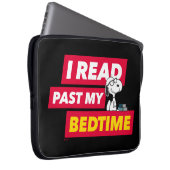Snoopy "I Read Past My Bedtime" Laptopschutzhülle (Vorne Rechts)
