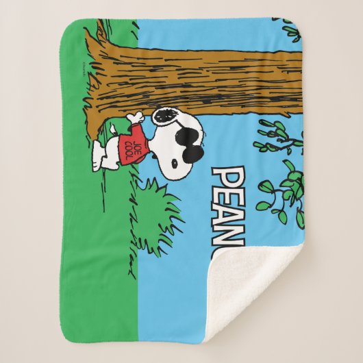Snoopy "Joe Cool" Standing Sherpadecke (Vorderseite)