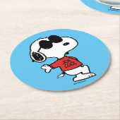 Snoopy "Joe Cool" Stehend Runder Pappuntersetzer (Angewinkelt)