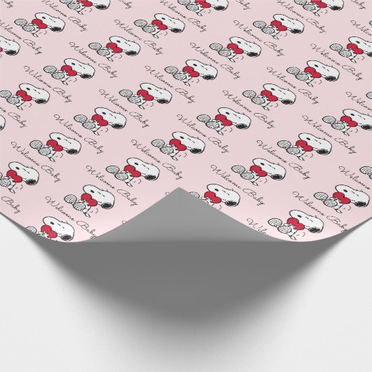 Snoopy | Kleine Süße-Herz Baby Shower Geschenkpapier (Ecke)