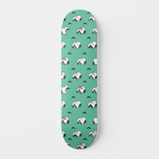 Snoopy Mustaches & Aquamarines Muster Skateboard (Vorderseite)