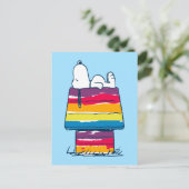 Snoopy | Rainbow Dog House Postkarte (Stehend Vorderseite)