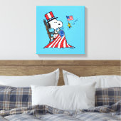 Snoopy Sewing 4. Juli Flagge Leinwanddruck (Insitu (Schlafzimmer))
