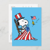 Snoopy Sewing 4. Juli Flagge Postkarte (Vorne/Hinten)