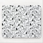 Snoopy Smile Giggle Laugh Pattern Mousepad<br><div class="desc">Schauen Sie sich dieses super niedliche Design mit Snoopy Spaß in verschiedenen Posen an.</div>