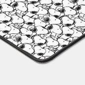 Snoopy Smile Giggle Laugh Pattern Schreibtischunterlage (Ecke)