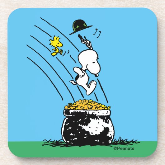 Snoopy springt in den Pot of Gold Getränkeuntersetzer (Vorderseite)