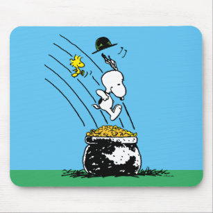 Snoopy springt in den Pot of Gold Mousepad