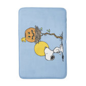 Snoopy und Holznest mit Jack O' Lantern Badematte (Vorderseite Vertikal)
