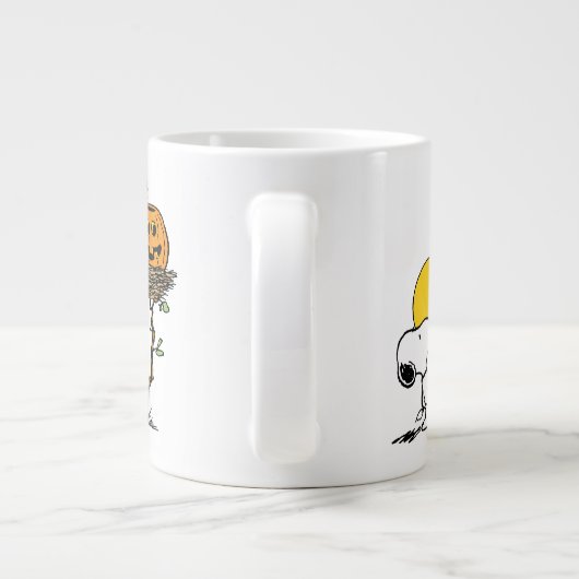 Snoopy und Holznest mit Jack O' Lantern Jumbo-Tasse (Rückseite)