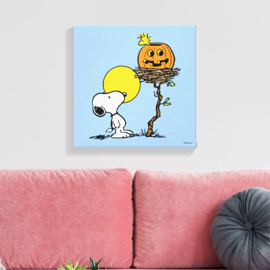 Snoopy und Holznest mit Jack O' Lantern Leinwanddruck (Insitu (Wohnzimmer))