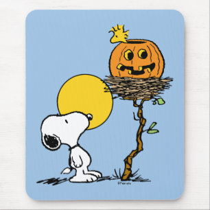 Snoopy und Holznest mit Jack O' Lantern Mousepad
