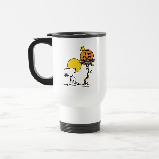Snoopy und Holznest mit Jack O' Lantern Reisebecher (Links)