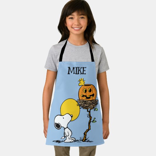 Snoopy und Holznest mit Jack O' Lantern Schürze (Insitu)