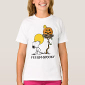 Snoopy und Holznest mit Jack O' Lantern T-Shirt (Vorderseite)