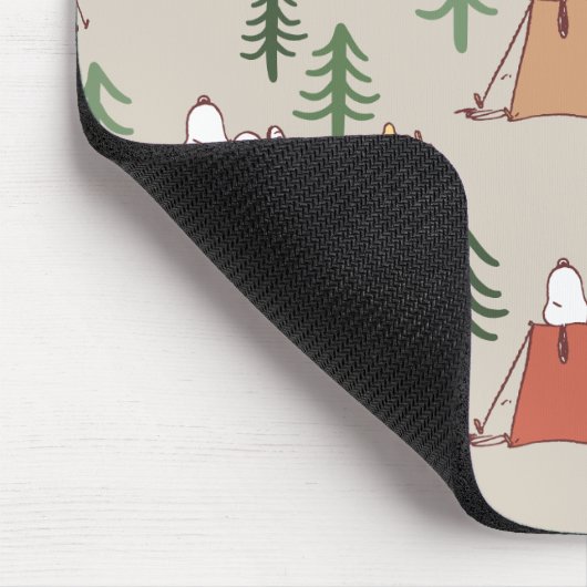 Snoopy & Woodstock Go Camping Muster Mousepad (Ecke)